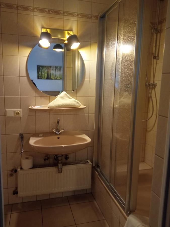 Gasthof Zum Loewen メスペルブルン エクステリア 写真